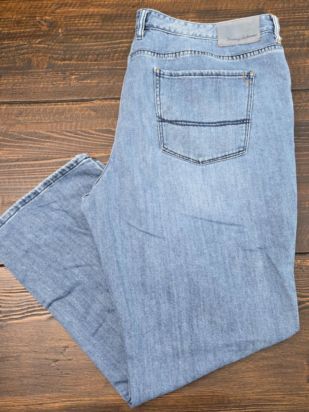 Tommy Bahama Authentic Men Denim Jeans 44x30 (Fit 40x29) Light Wash Relaxed Fit
